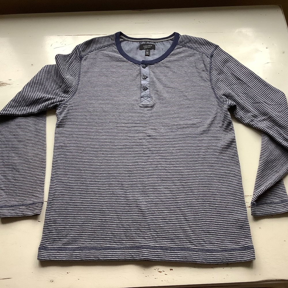 NORDSTROM navy blue & gray stripe thermal henley Large